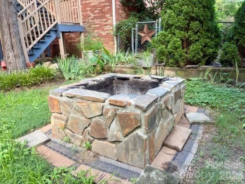 2417 Mt Herman Heights, Hudson, NC 28638.  MLS# CAR4408989, YatesRealty ID 42036. 