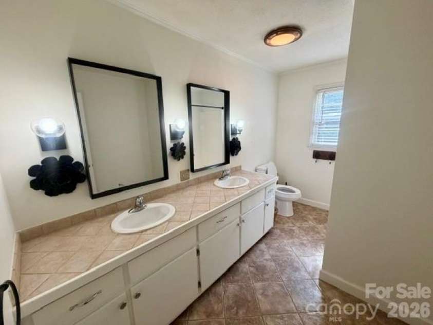 2417 Mt Herman Heights, Hudson, NC 28638.  MLS# CAR4408989, YatesRealty ID 42036. 