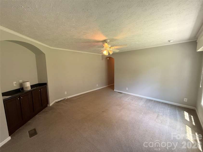 166 Albert Drive, Flat Rock, NC 28731.  MLS# CAR4412574, YatesRealty ID 42037. 