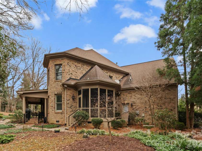 6708 Larrisa Court, Charlotte, NC 28226.  MLS# CAR4349827, YatesRealty ID 4204. 