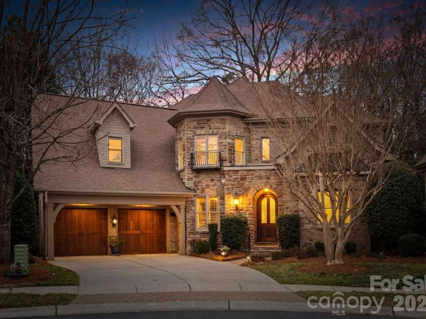 6708 Larrisa Court, Charlotte, NC 28226.  MLS# CAR4349827, YatesRealty ID 4204. 