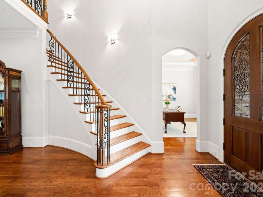 6708 Larrisa Court, Charlotte, NC 28226.  MLS# CAR4349827, YatesRealty ID 4204. 