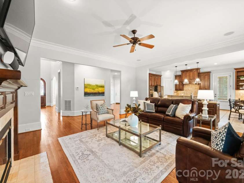 6708 Larrisa Court, Charlotte, NC 28226.  MLS# CAR4349827, YatesRealty ID 4204. 