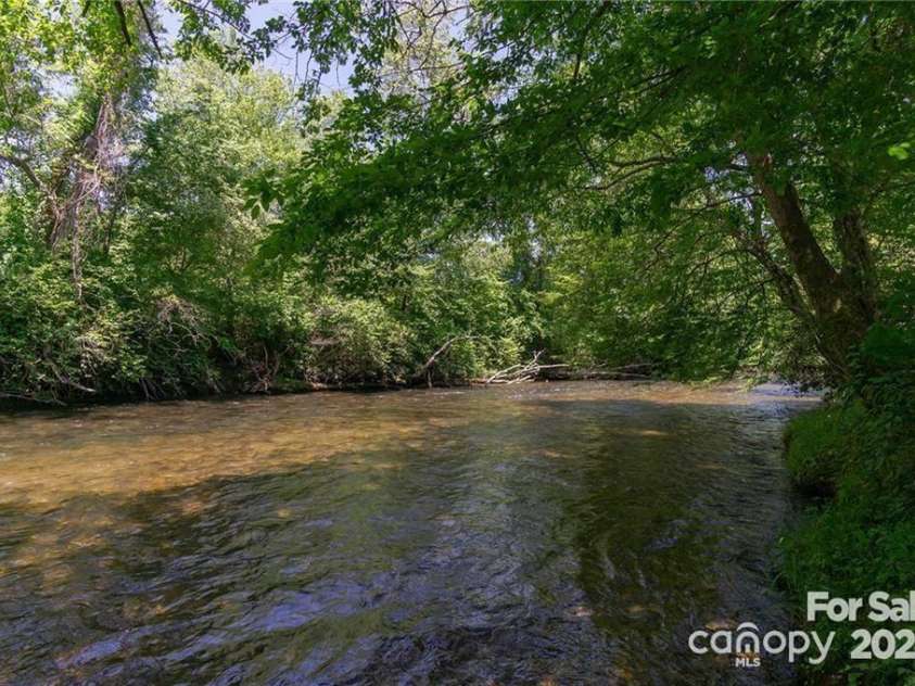 99999 Blue Mountain Way, Horse Shoe, NC 28742.  MLS# CAR4214407, YatesRealty ID 4204. Mills River