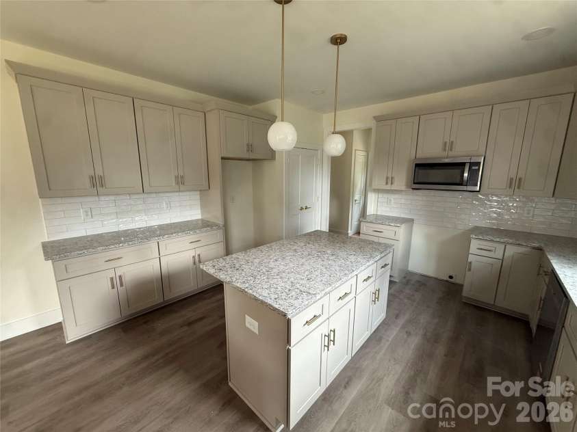 123 Piedmont Drive, Kannapolis, NC 28081.  MLS# CAR4412590, YatesRealty ID 42040. 