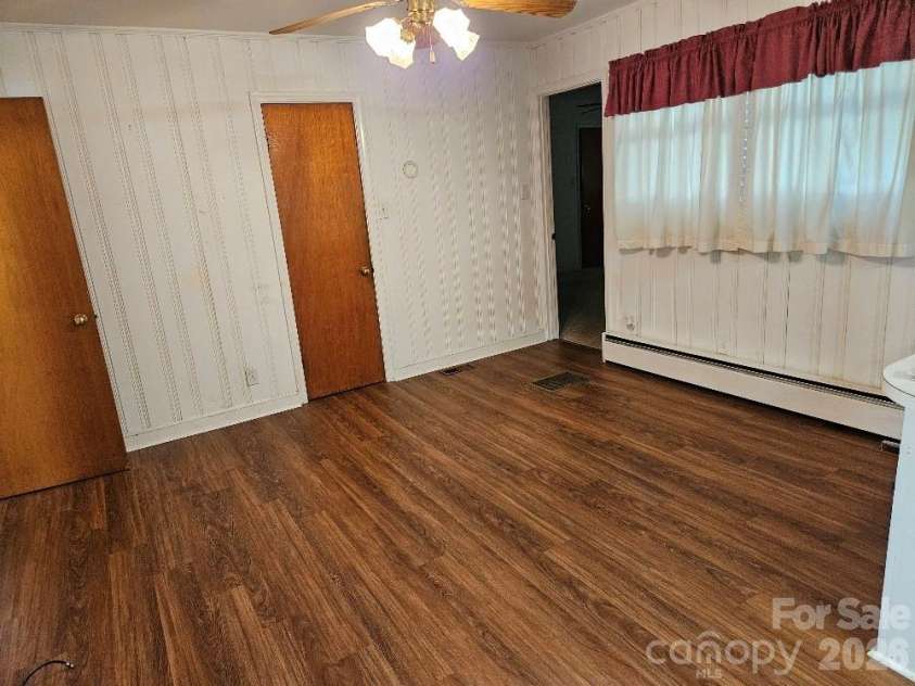 1210 Westover Circle, Rock Hill, SC 29732.  MLS# CAR4408213, YatesRealty ID 42041. 