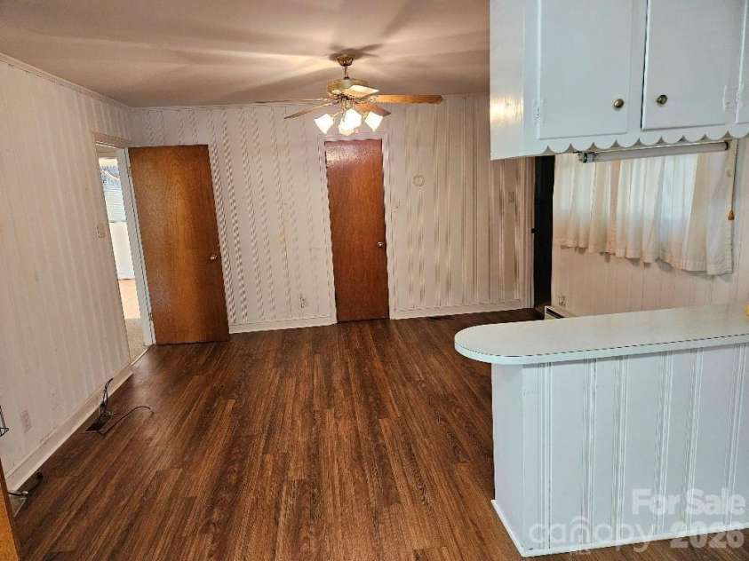 1210 Westover Circle, Rock Hill, SC 29732.  MLS# CAR4408213, YatesRealty ID 42041. 