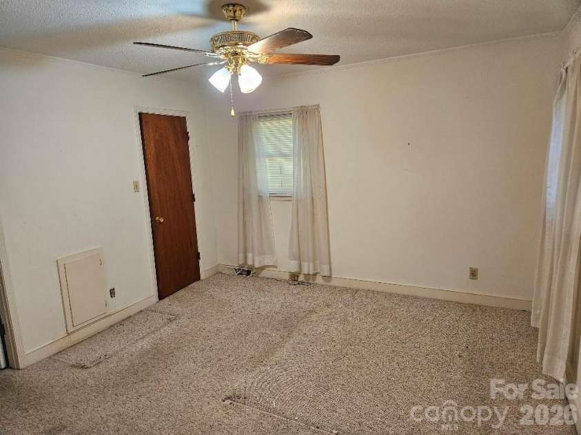 1210 Westover Circle, Rock Hill, SC 29732.  MLS# CAR4408213, YatesRealty ID 42041. 