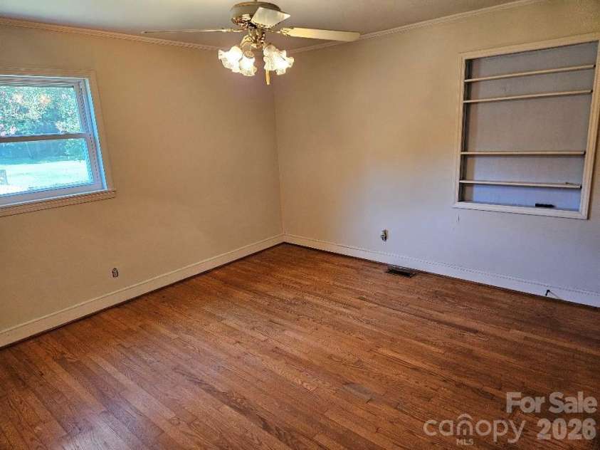 1210 Westover Circle, Rock Hill, SC 29732.  MLS# CAR4408213, YatesRealty ID 42041. 