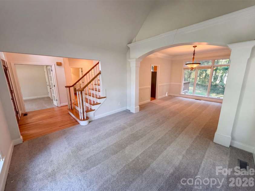 10124 Windtree Lane, Charlotte, NC 28215.  MLS# CAR4412602, YatesRealty ID 42042. 