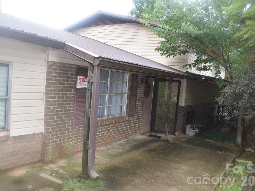 115 Weeks Road, Rutherfordton, NC 28139.  MLS# CAR4408582, YatesRealty ID 42043. 