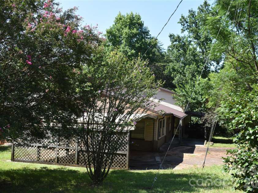 115 Weeks Road, Rutherfordton, NC 28139.  MLS# CAR4408582, YatesRealty ID 42043. 