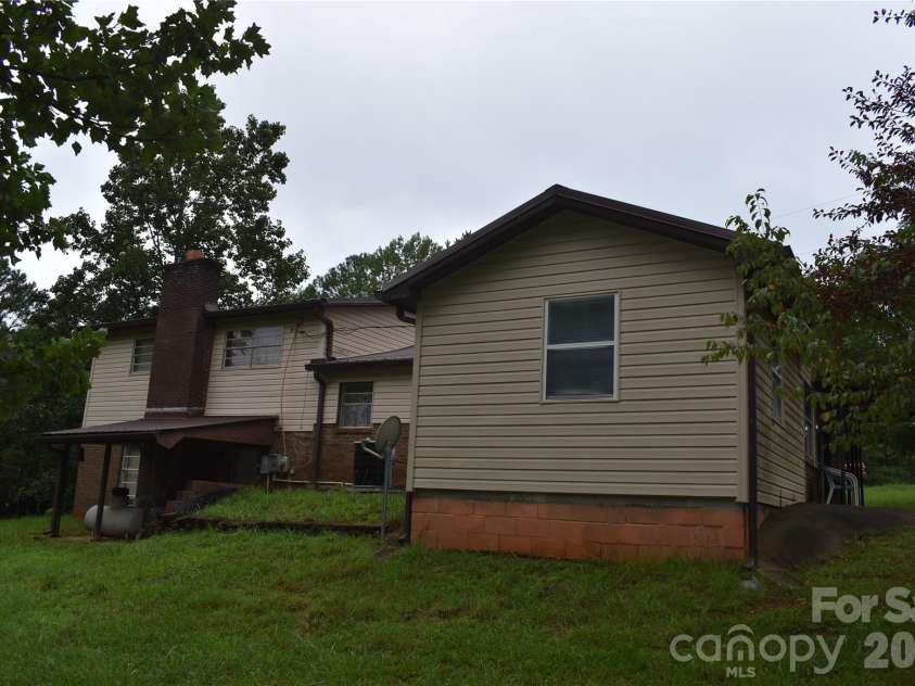 115 Weeks Road, Rutherfordton, NC 28139.  MLS# CAR4408582, YatesRealty ID 42043. 