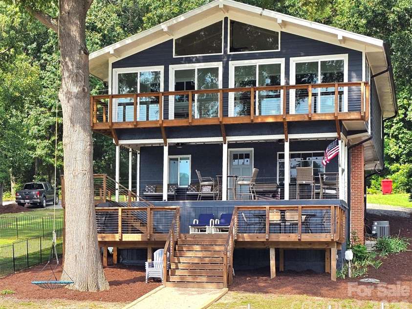 634 Pinehaven Drive, New London, NC 28127.  MLS# CAR4411174, YatesRealty ID 42046. 