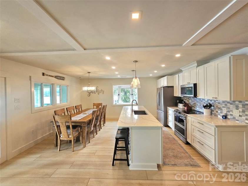 634 Pinehaven Drive, New London, NC 28127.  MLS# CAR4411174, YatesRealty ID 42046. 