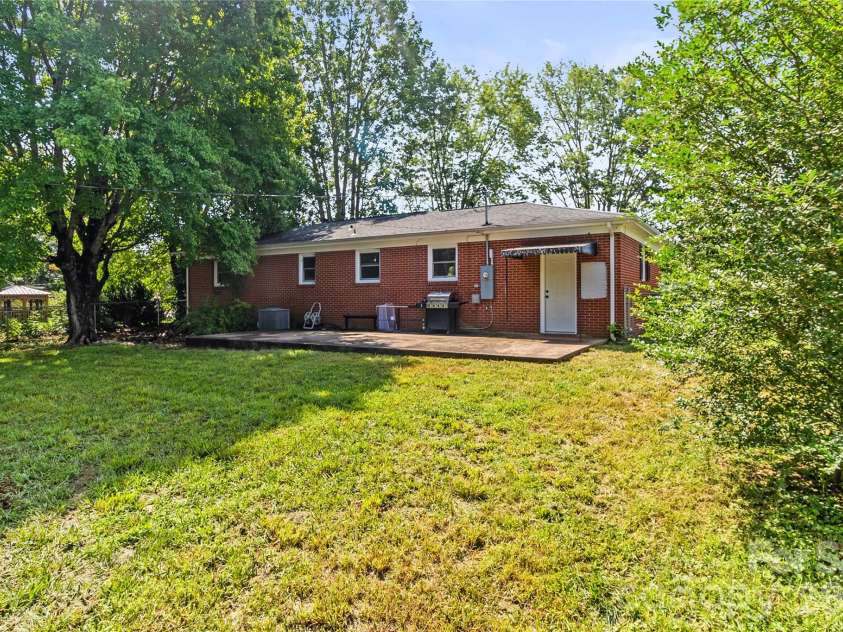 704 Pineburr Avenue, Valdese, NC 28690.  MLS# CAR4412120, YatesRealty ID 42049. 