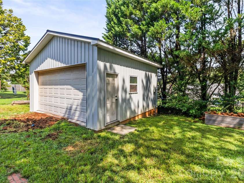 704 Pineburr Avenue, Valdese, NC 28690.  MLS# CAR4412120, YatesRealty ID 42049. 