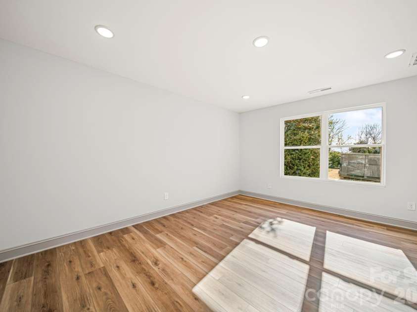 1655 Garnet Street, Kannapolis, NC 28083.  MLS# CAR4337586, YatesRealty ID 4205. 