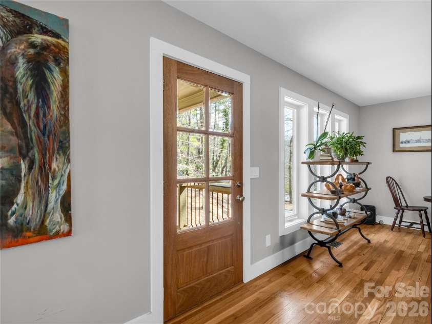 4 Western View Street, Black Mountain, NC 28711.  MLS# CAR4355063, YatesRealty ID 4205. 