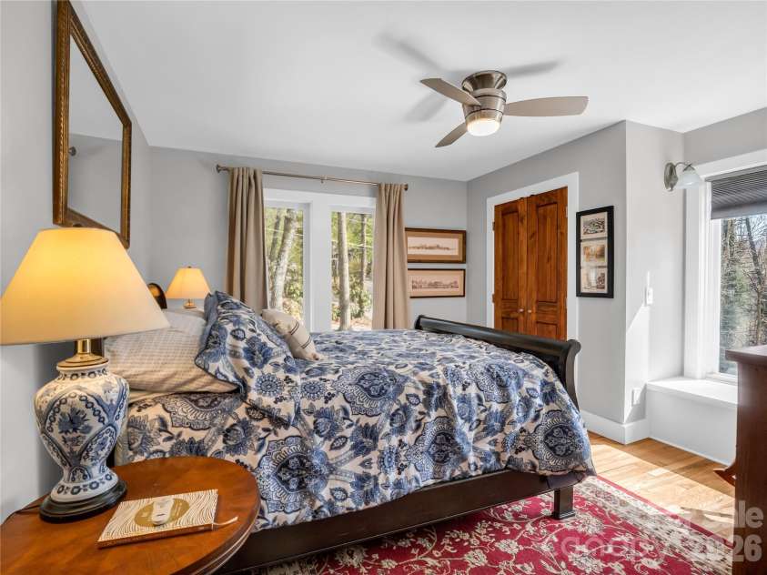 4 Western View Street, Black Mountain, NC 28711.  MLS# CAR4355063, YatesRealty ID 4205. 