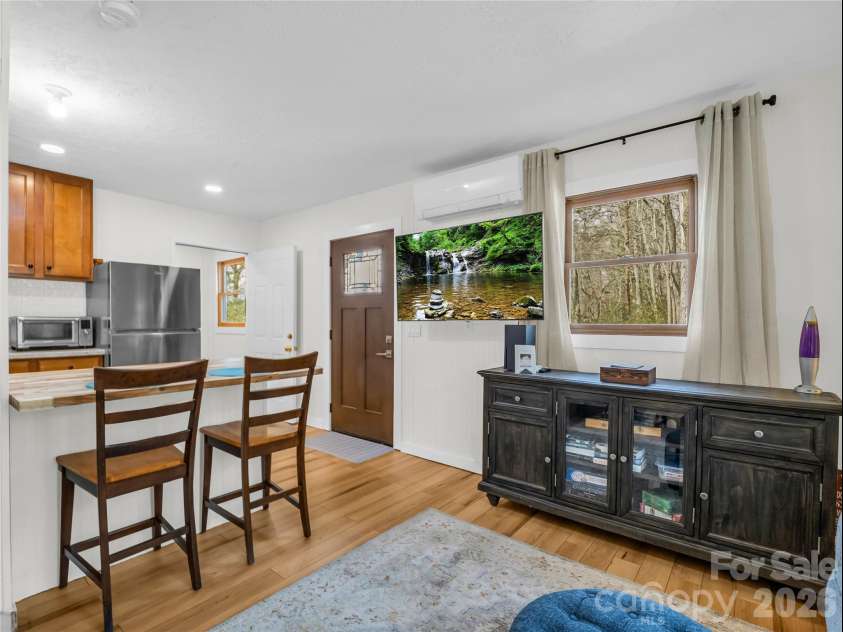 4 Western View Street, Black Mountain, NC 28711.  MLS# CAR4355063, YatesRealty ID 4205. 