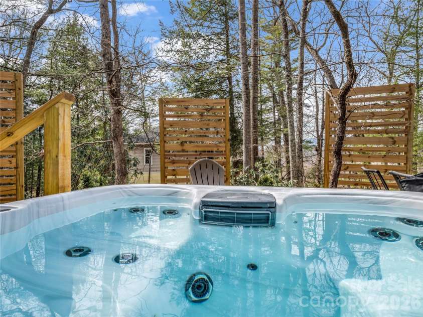 4 Western View Street, Black Mountain, NC 28711.  MLS# CAR4355063, YatesRealty ID 4205. 