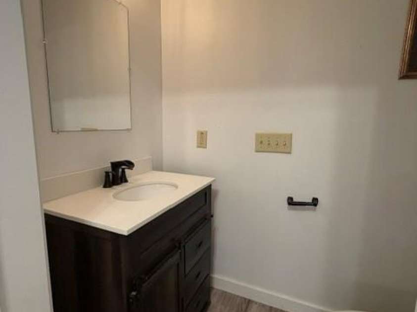 140 Falls Crossing Road, Burnsville, NC 28714.  MLS# CAR4393426, YatesRealty ID 42055. MAIN LEVEL - HALF BATH