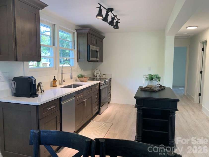 188 Bailey Road, Mooresville, NC 28117.  MLS# CAR4410534, YatesRealty ID 42057. 