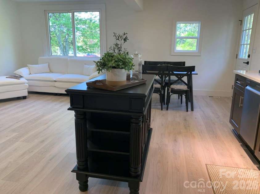 188 Bailey Road, Mooresville, NC 28117.  MLS# CAR4410534, YatesRealty ID 42057. 