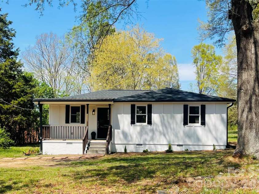 188 Bailey Road, Mooresville, NC 28117.  MLS# CAR4424225, YatesRealty ID 42057. 