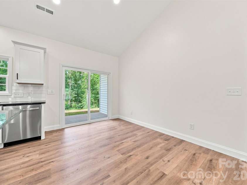 1694 Parsonage Lane, Newton, NC 28658.  MLS# CAR4406946, YatesRealty ID 42058. 