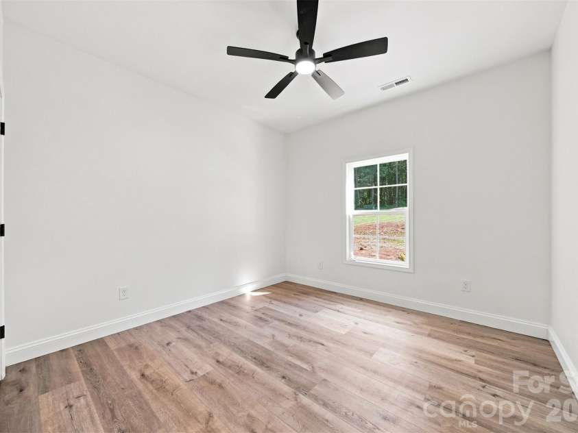 1694 Parsonage Lane, Newton, NC 28658.  MLS# CAR4406946, YatesRealty ID 42058. 