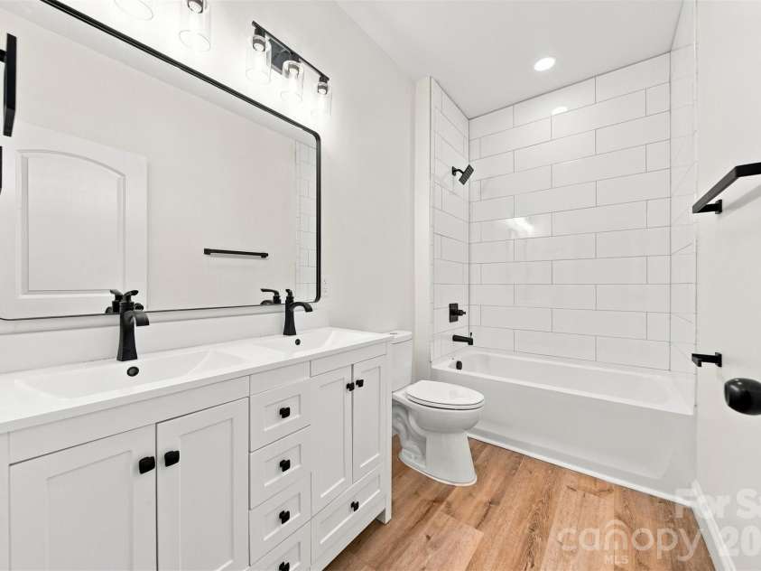 1694 Parsonage Lane, Newton, NC 28658.  MLS# CAR4406946, YatesRealty ID 42058. 
