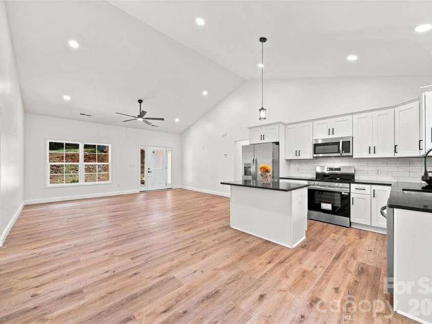 1694 Parsonage Lane, Newton, NC 28658.  MLS# CAR4406946, YatesRealty ID 42058. 