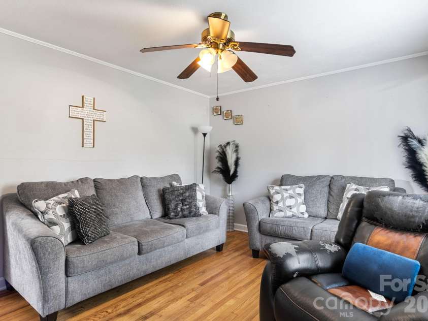3104 University Drive, Lancaster, SC 29720.  MLS# CAR4405422, YatesRealty ID 42059. 