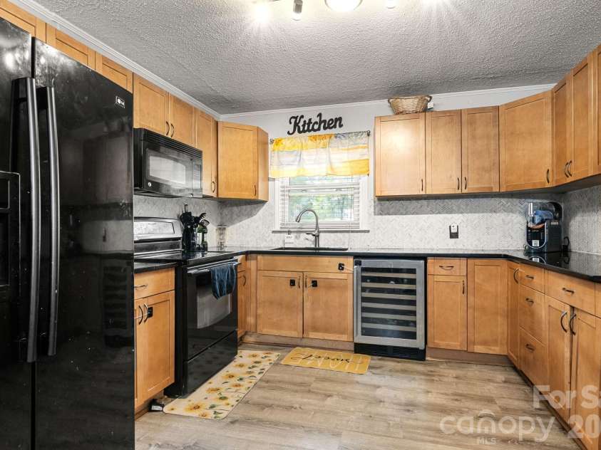 3104 University Drive, Lancaster, SC 29720.  MLS# CAR4405422, YatesRealty ID 42059. 