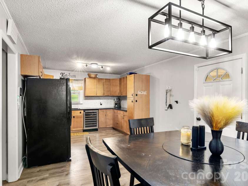 3104 University Drive, Lancaster, SC 29720.  MLS# CAR4405422, YatesRealty ID 42059. 