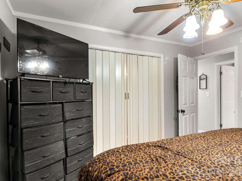 3104 University Drive, Lancaster, SC 29720.  MLS# CAR4405422, YatesRealty ID 42059. 