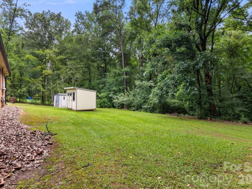 3104 University Drive, Lancaster, SC 29720.  MLS# CAR4405422, YatesRealty ID 42059. 