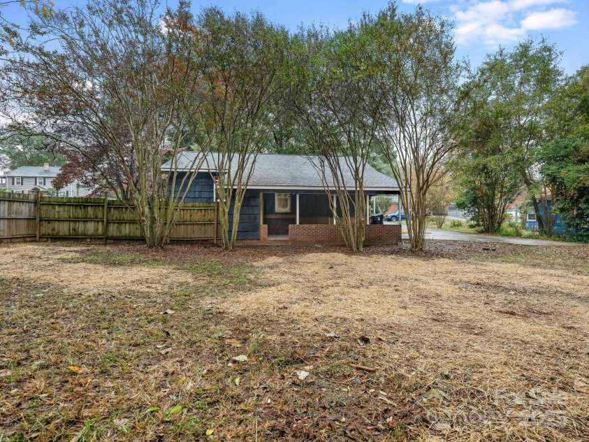 80 Pounds Avenue, Concord, NC 28025.  MLS# CAR4317597, YatesRealty ID 4206. 