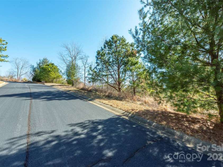 99999 Woodhen Way, Horse Shoe, NC 28742.  MLS# CAR4224774, YatesRealty ID 4206. 