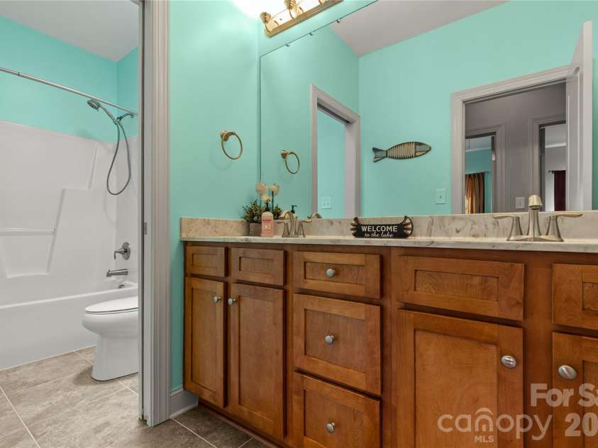 2051 Great North Road, Winnsboro, SC 29180.  MLS# CAR4404295, YatesRealty ID 42060. Hall bath comes equipped with dbl sinks.