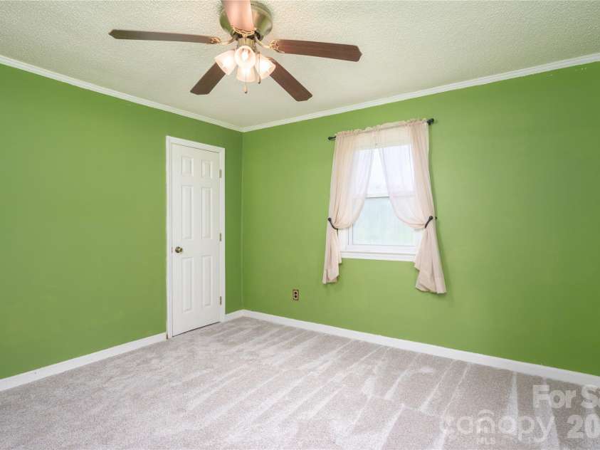 614 Westview Street, Gastonia, NC 28052.  MLS# CAR4411377, YatesRealty ID 42063. 