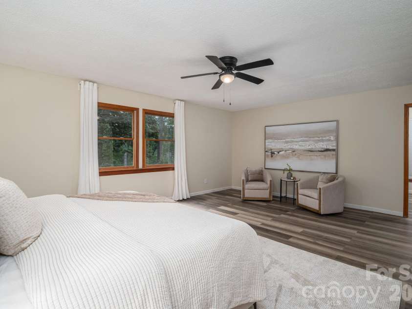 2525 Big Horn Drive, Morganton, NC 28655.  MLS# CAR4400302, YatesRealty ID 42066. 