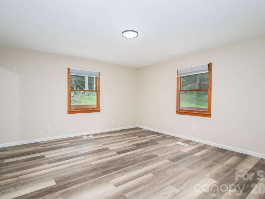 2525 Big Horn Drive, Morganton, NC 28655.  MLS# CAR4400302, YatesRealty ID 42066. 
