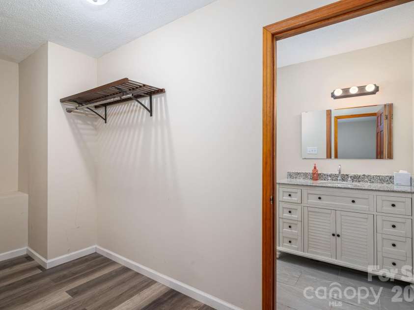 2525 Big Horn Drive, Morganton, NC 28655.  MLS# CAR4400302, YatesRealty ID 42066. 