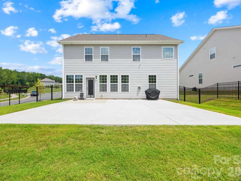 104 Aviendha Lane, Troutman, NC 28166.  MLS# CAR4411975, YatesRealty ID 42067. 