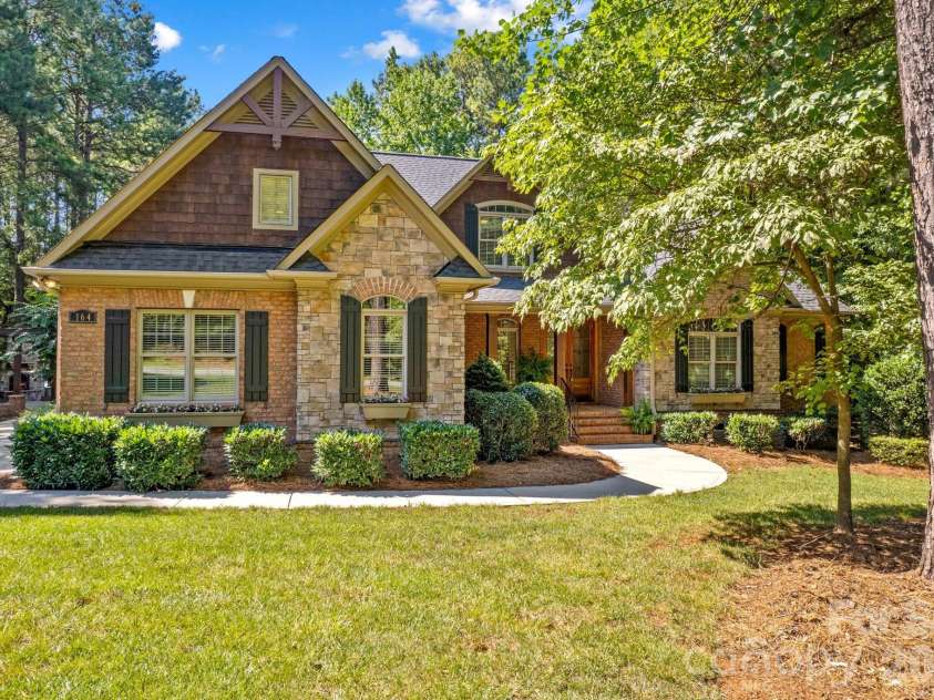 164 Bayberry Creek Circle, Mooresville, NC 28117.  MLS# CAR4393248, YatesRealty ID 42068. 