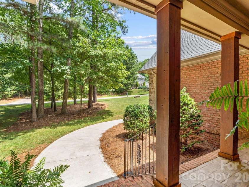 164 Bayberry Creek Circle, Mooresville, NC 28117.  MLS# CAR4393248, YatesRealty ID 42068. 