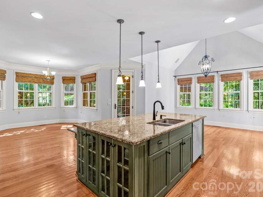 164 Bayberry Creek Circle, Mooresville, NC 28117.  MLS# CAR4393248, YatesRealty ID 42068. 